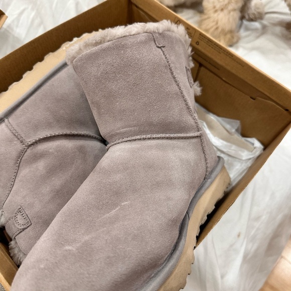 Uggs boots - Picture 2 of 4